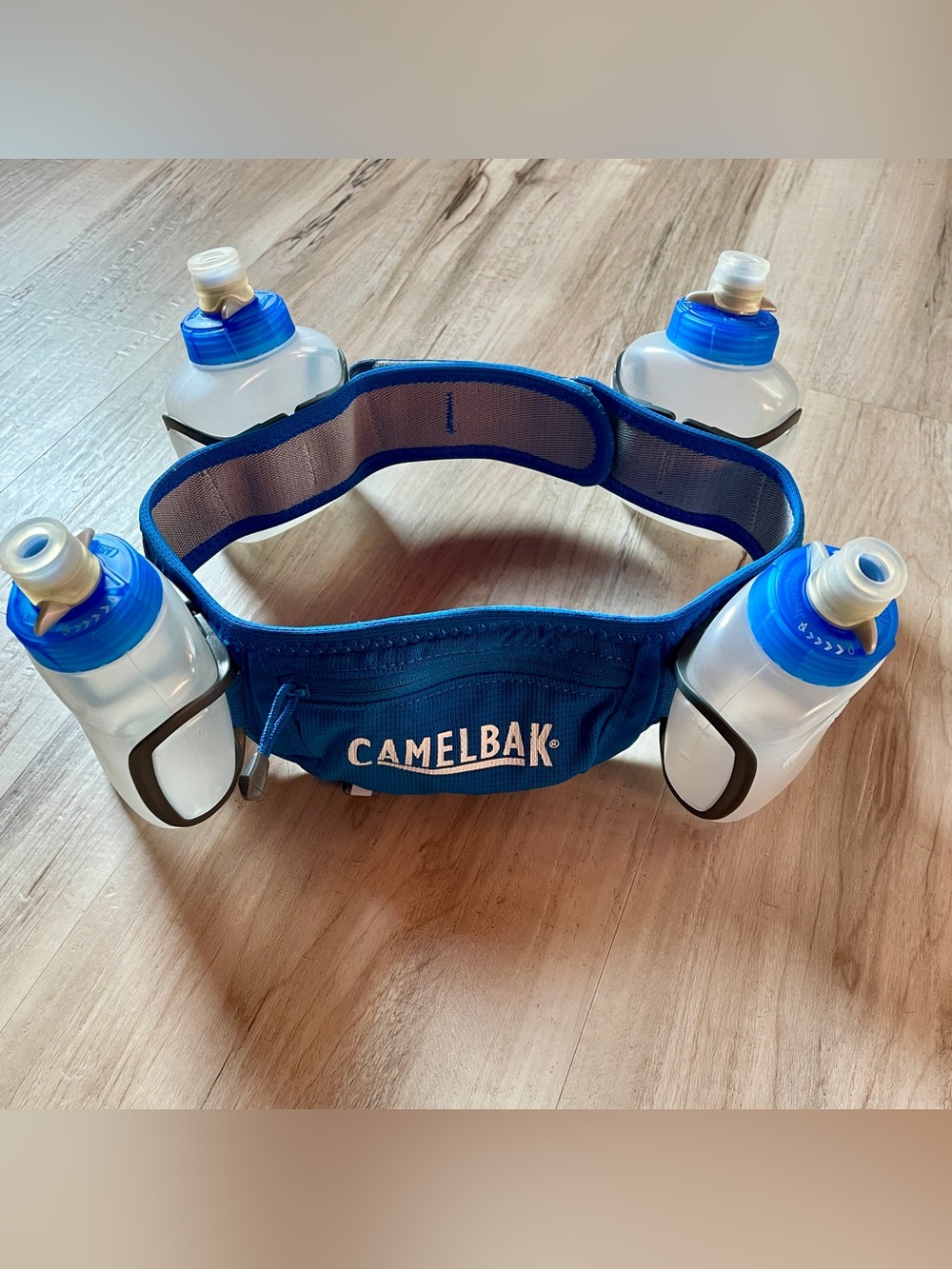 CamelBak Running Waist Belt with 4 Soft Flasks - Blue/White